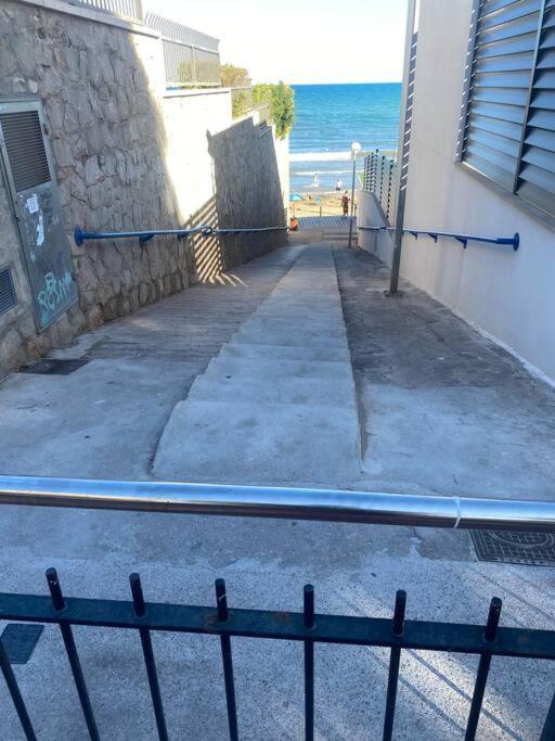 Primera Linea De Playa, Vistas Al Mar ベニカシム エクステリア 写真